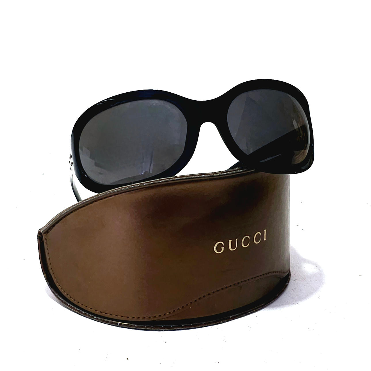 GUCCI. GAFAS VINTAGE NEGRAS.