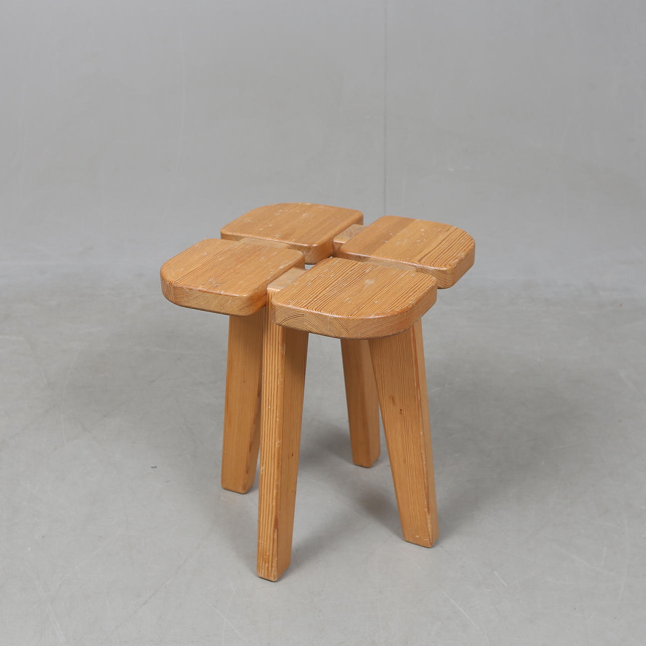 LISA JOHANSSON-PAPE. Jakkara, ”Clover”.