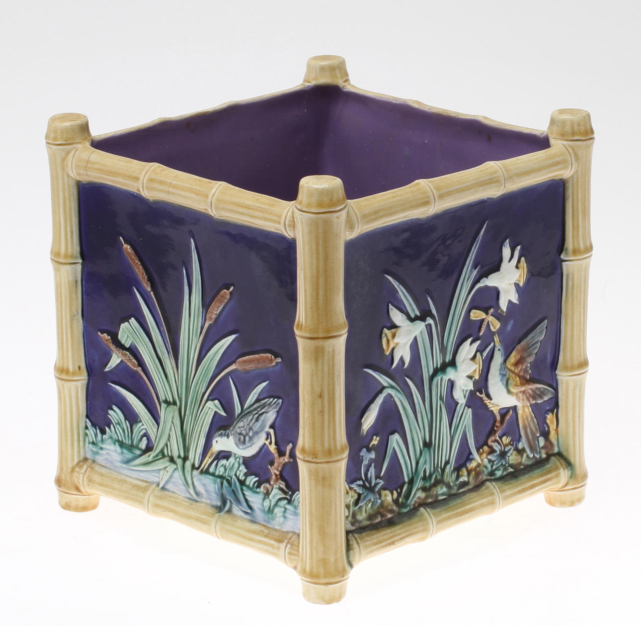 YTTERFODER, majolika, Gustavberg, sekelskifte 1800/1900.