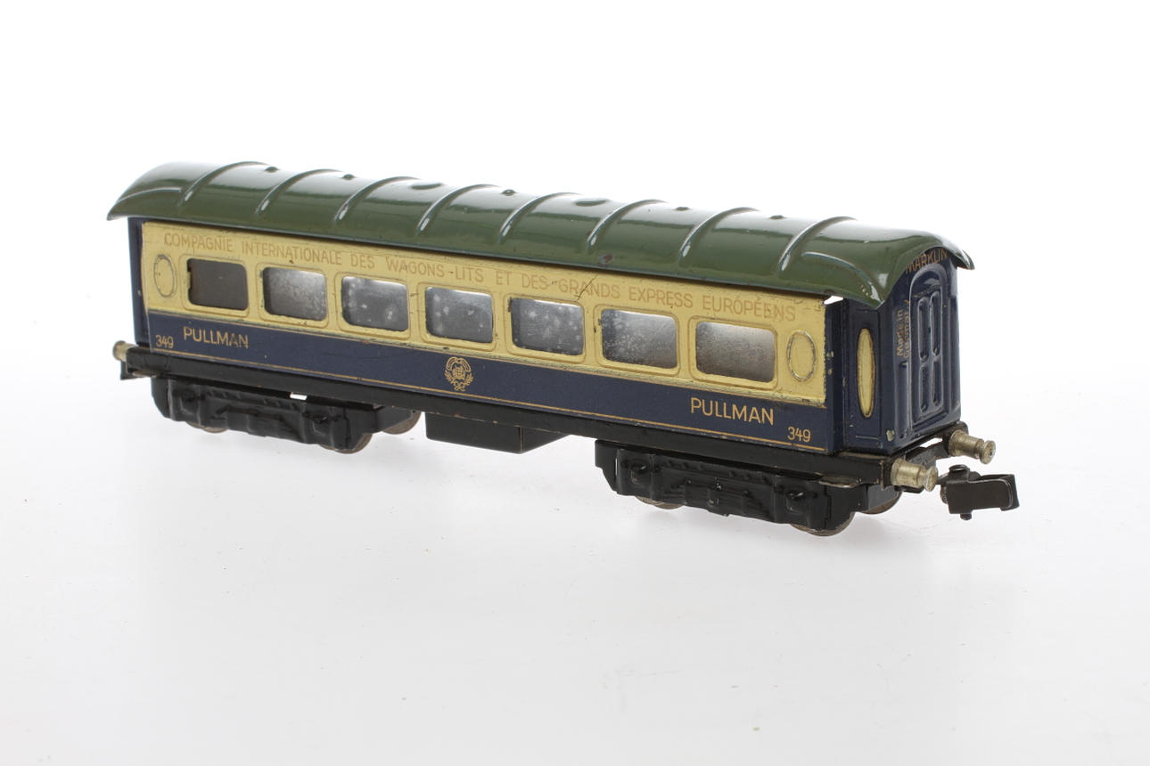 MÄRKLIN 349 Pullman-Wagen. Enkel klokoppling.