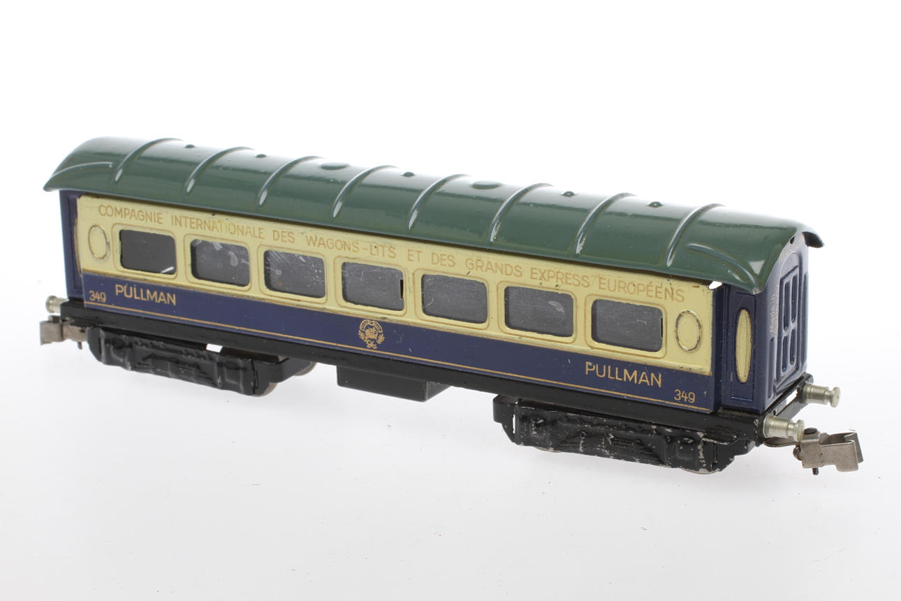 MÄRKLIN 349 Pullman-Wagen. Dubbel klokoppling.