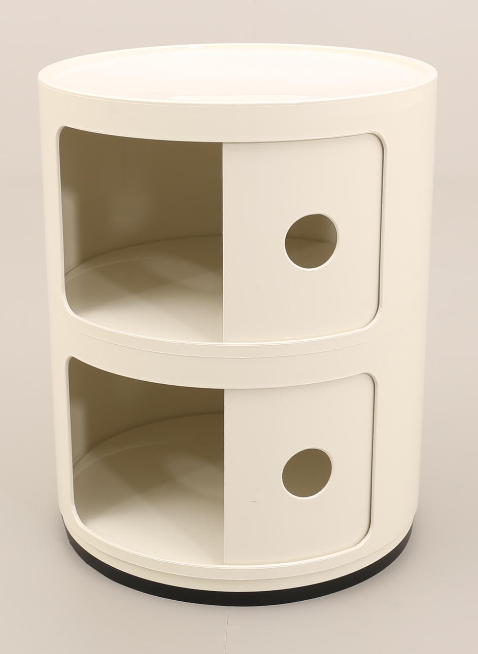 ANNA CASTELLI. Kartell, vit, byrå Componibili.