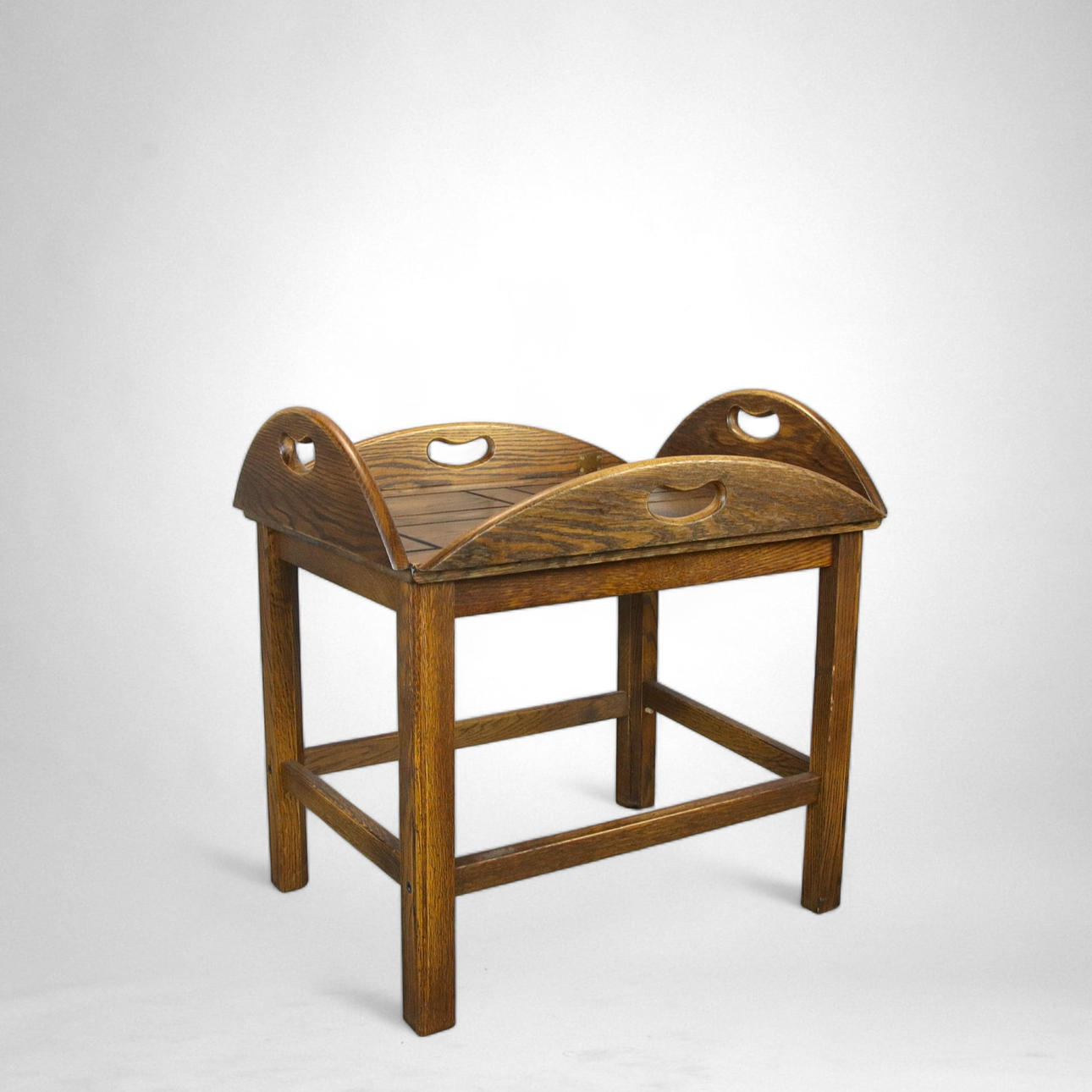 SLAGTERBORD, lakeret hårdttræ, 20. årh.