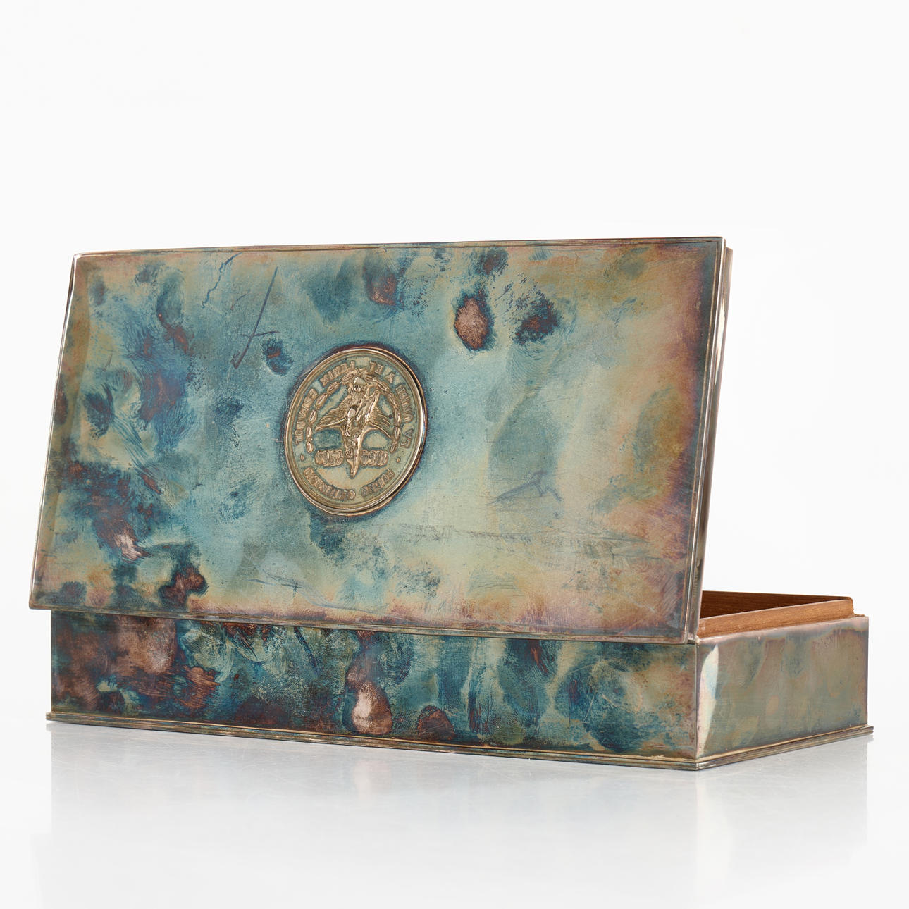 CIGARRSKRIN, silver, träinredning.