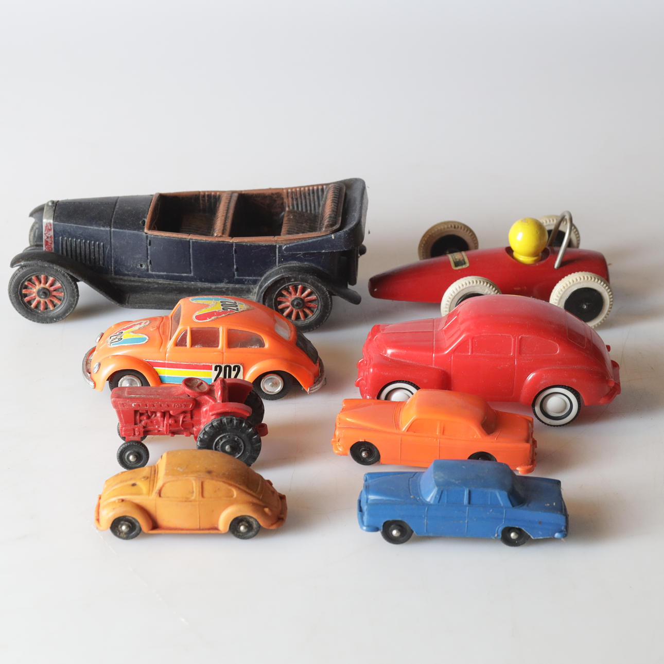 AUTOS, Kunststoff und Holz, Bl a Brio.