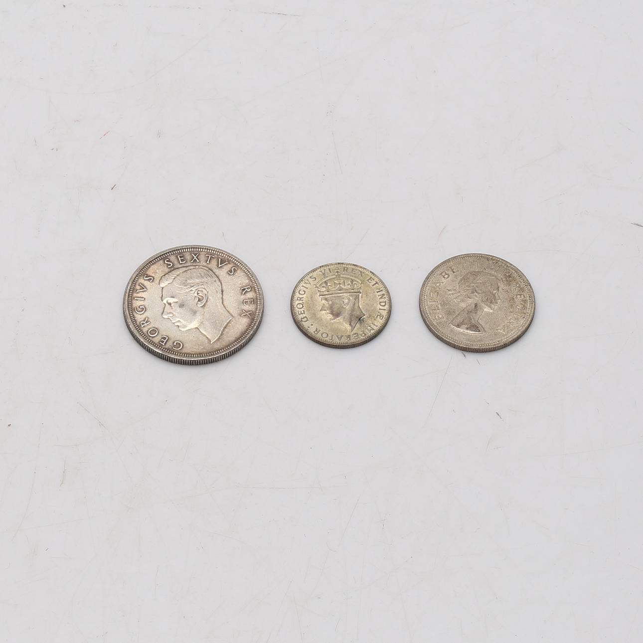 Et sæt med 3 mønter, sølv, Afrika.