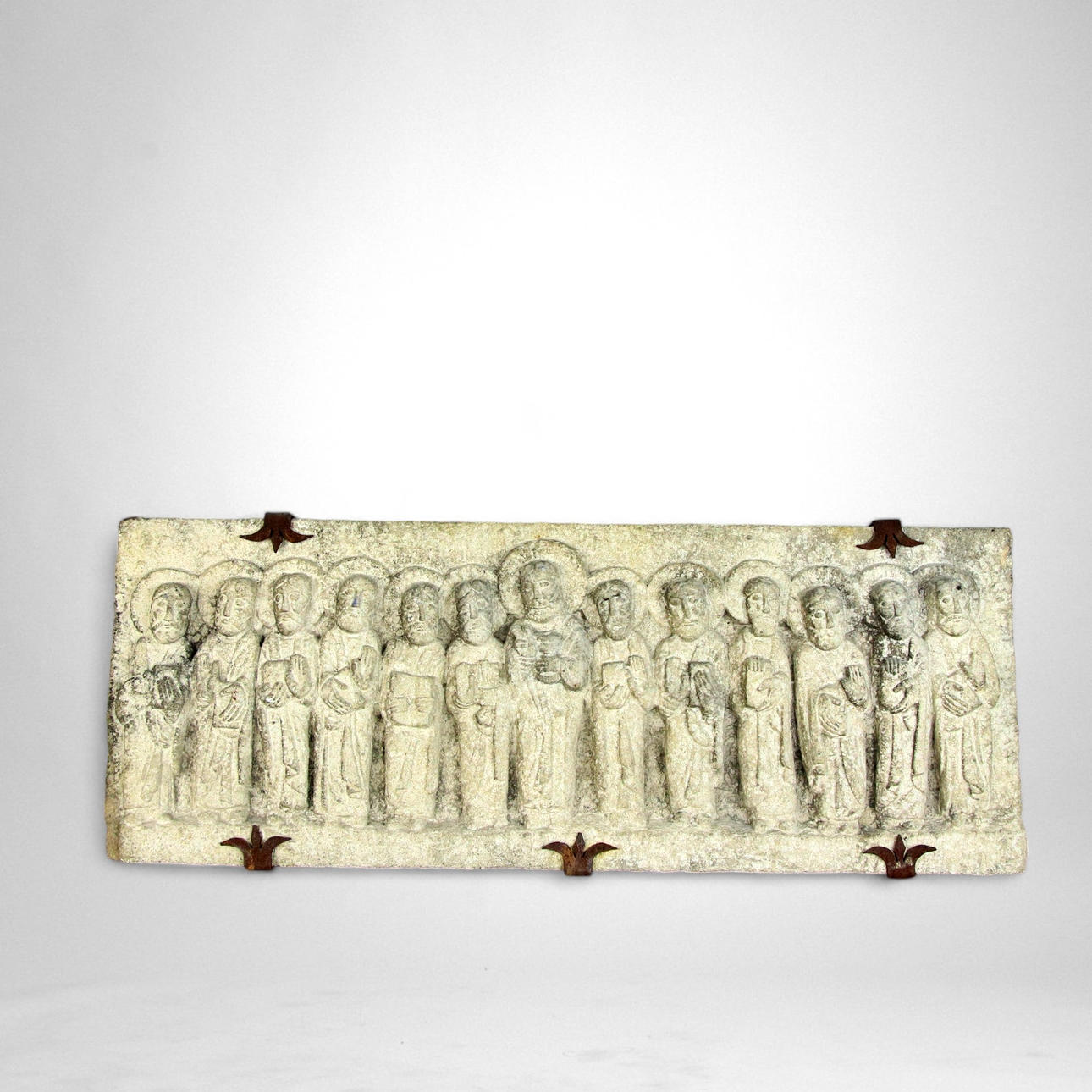 Wandrelief, geschnitzter Stein, Jesus und die Jünger.