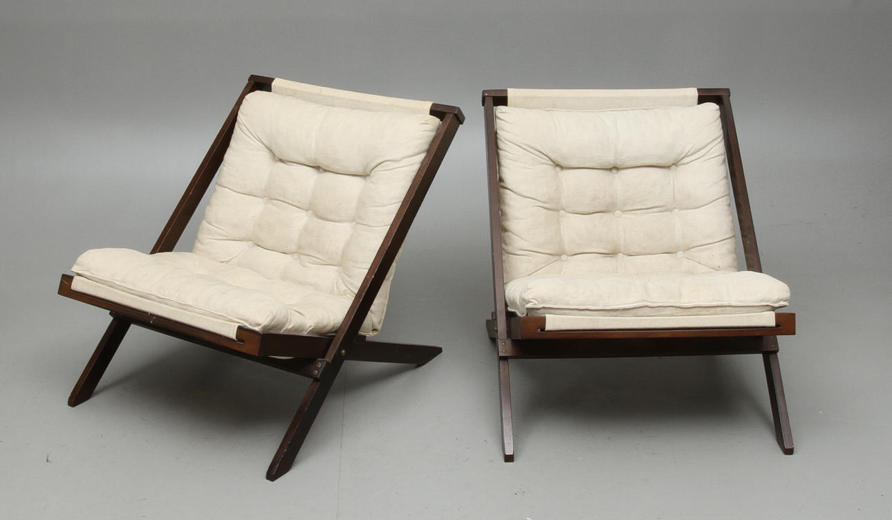 FÄLLSTOLAR, 2 st, 19/2000-tal.