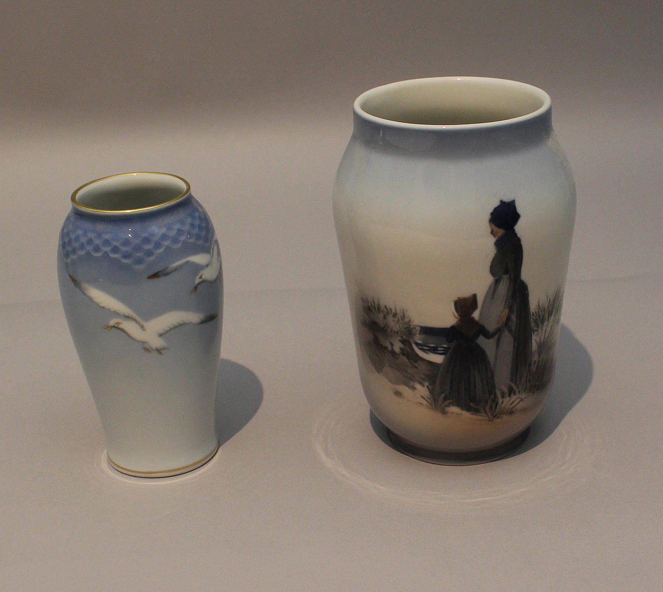 Parti porslin (2). Royal Copenhagen och Bing & Gröndahl.