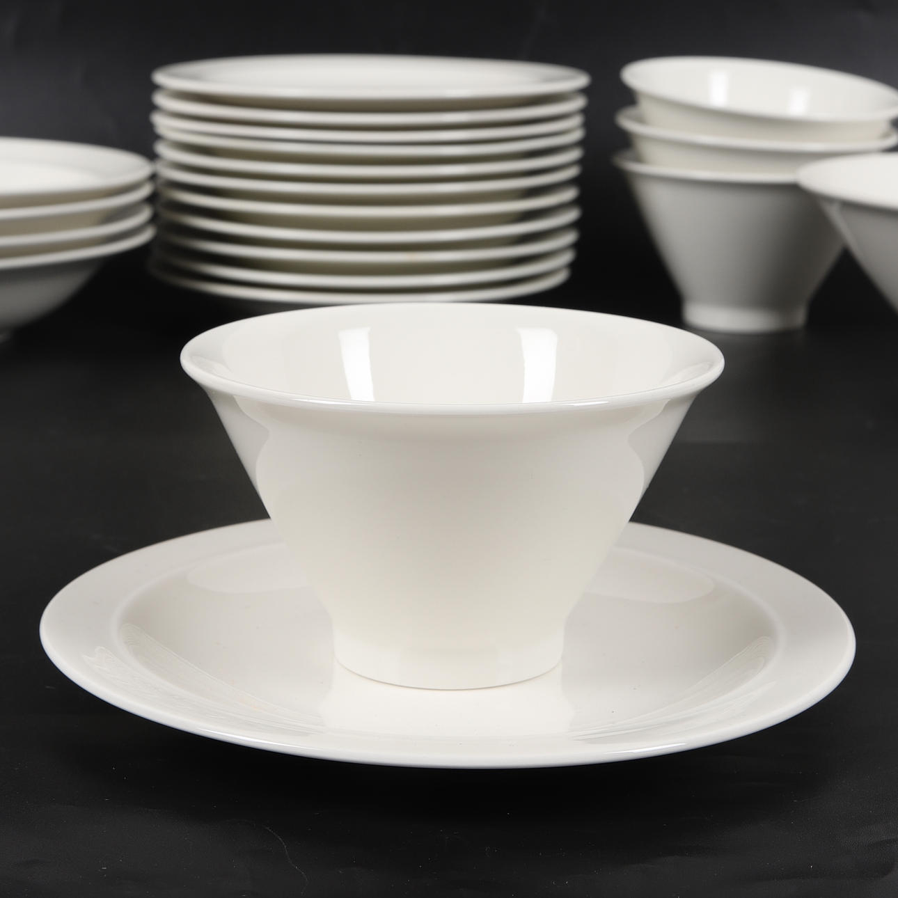 MATSERVISDELAR, 27 delar, "Harlekin", Arabia.