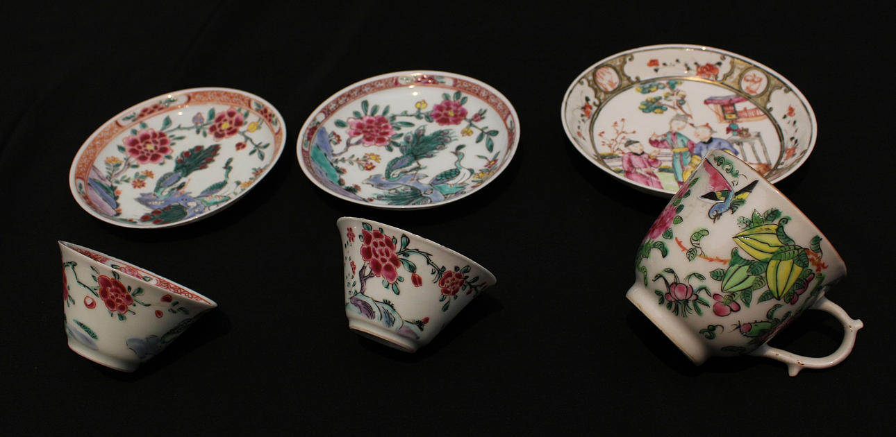 Parti kinesiskt/japanskt porslin (6). Sent 1800/1900-tal.