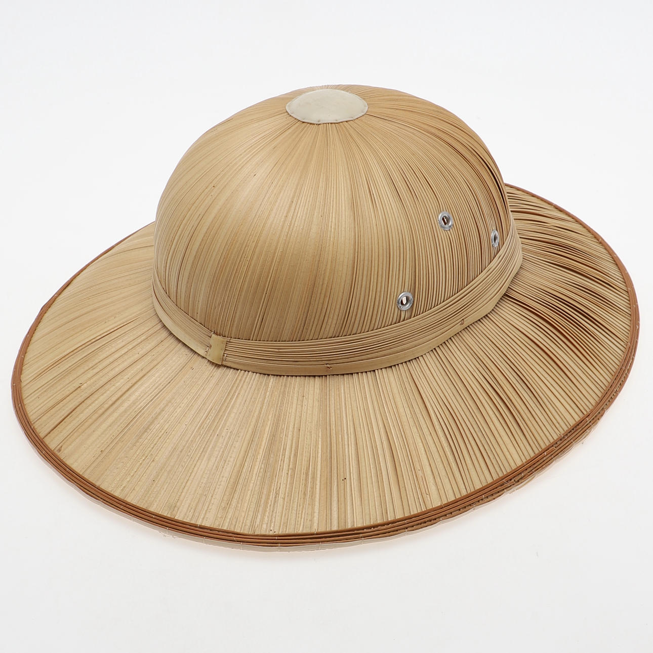 SAFARI HAT, straw and rattan.