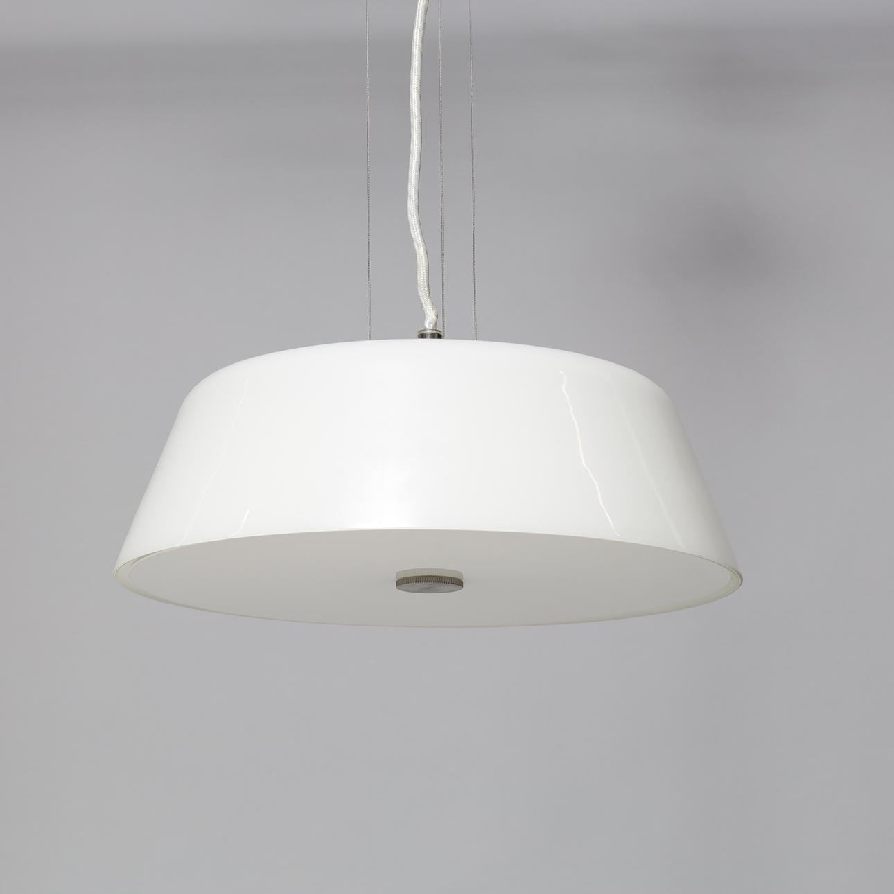 シーリングライト・天井照明 louis poulsen STELLING pendant ARNE JACOBSEN. A pendant made of opal glass, “Stelling
