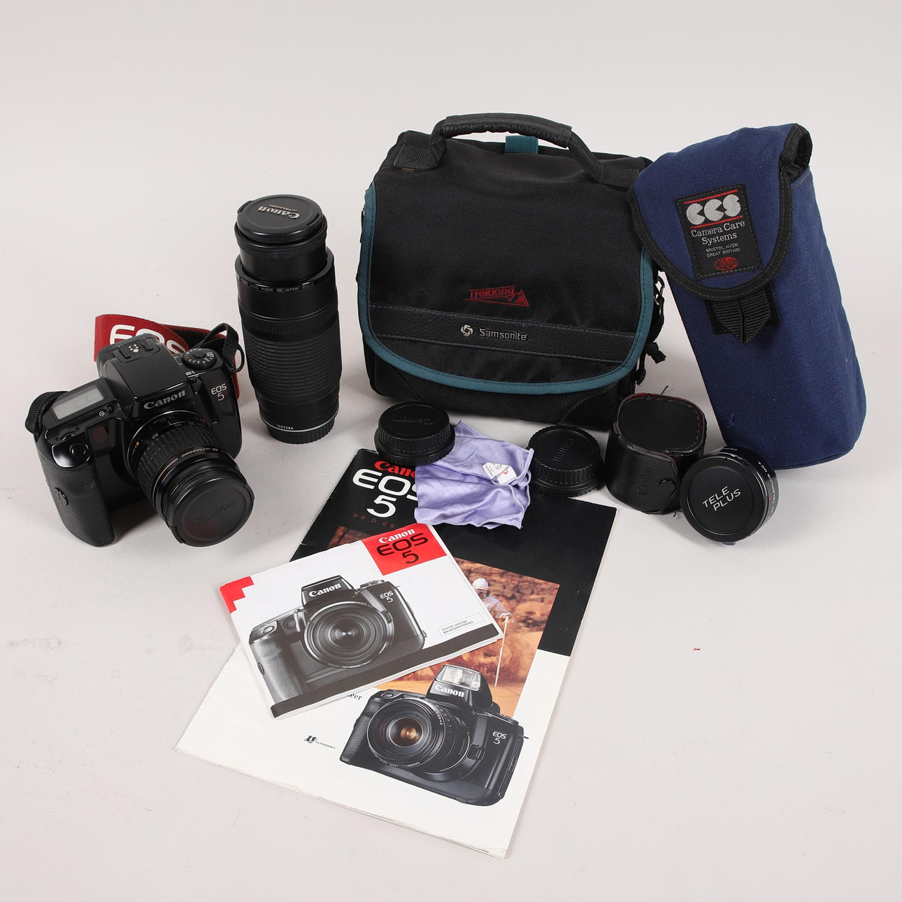 ANALOG SYSTEM CAMERA, Canon EOS5 with lens.