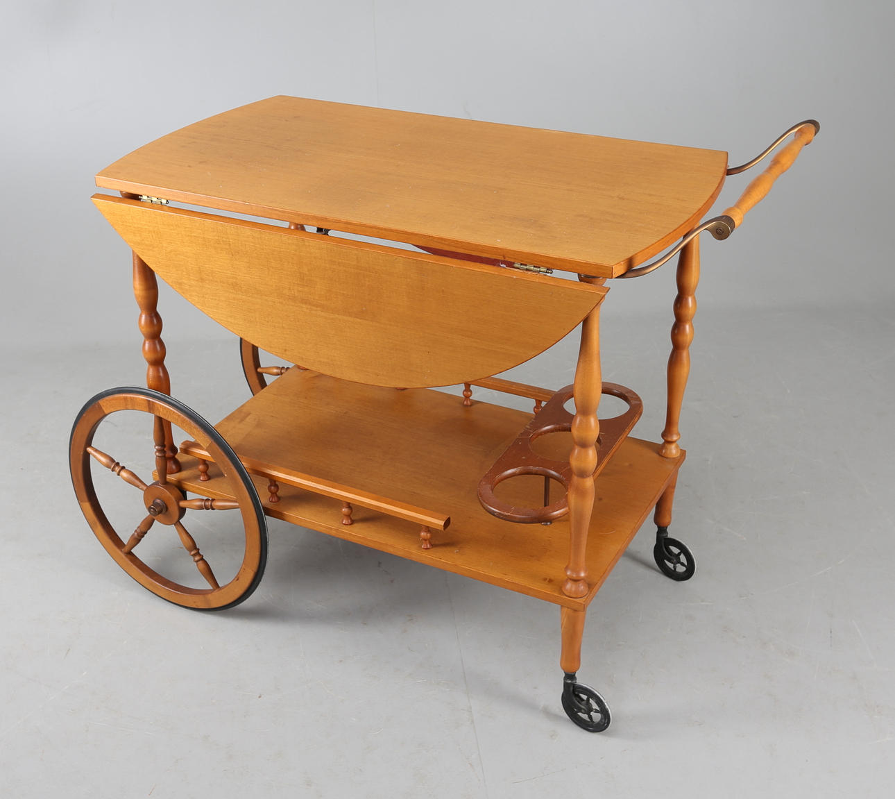 SERVERINGSVAGN, 1900-talets senare hälft.