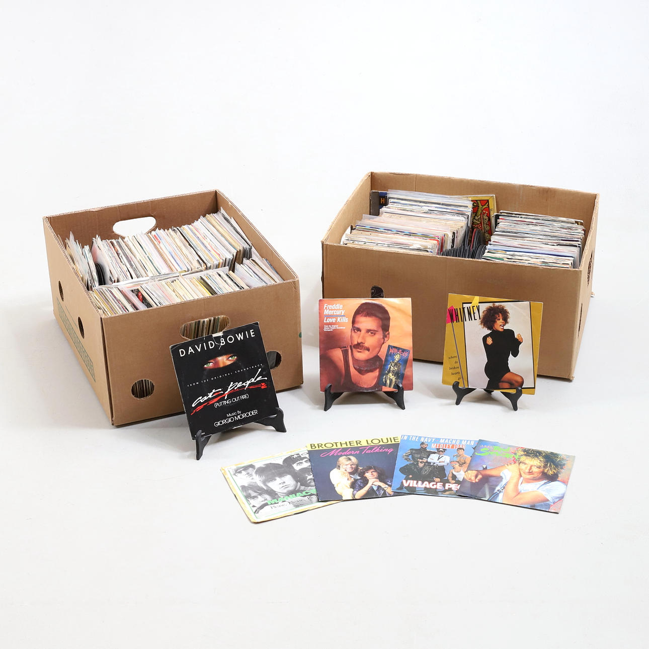 VINYL RECORDS, singles & EPs, mixed artists.