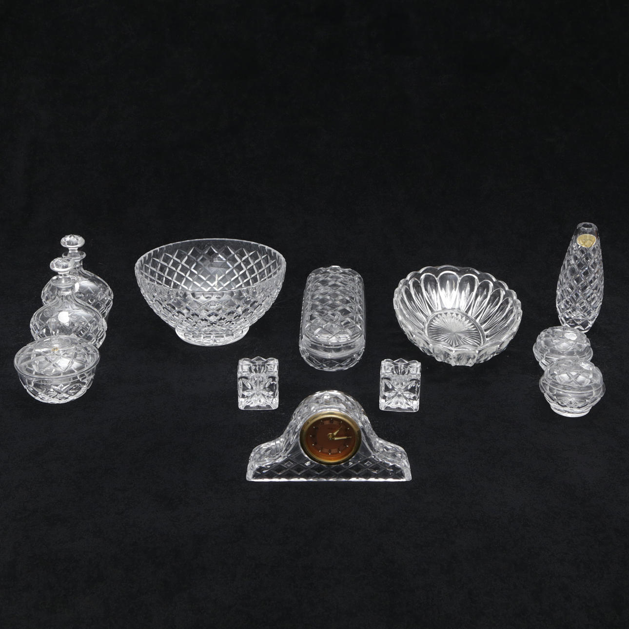 OBJETOS DE CRISTAL, 12 piezas.
