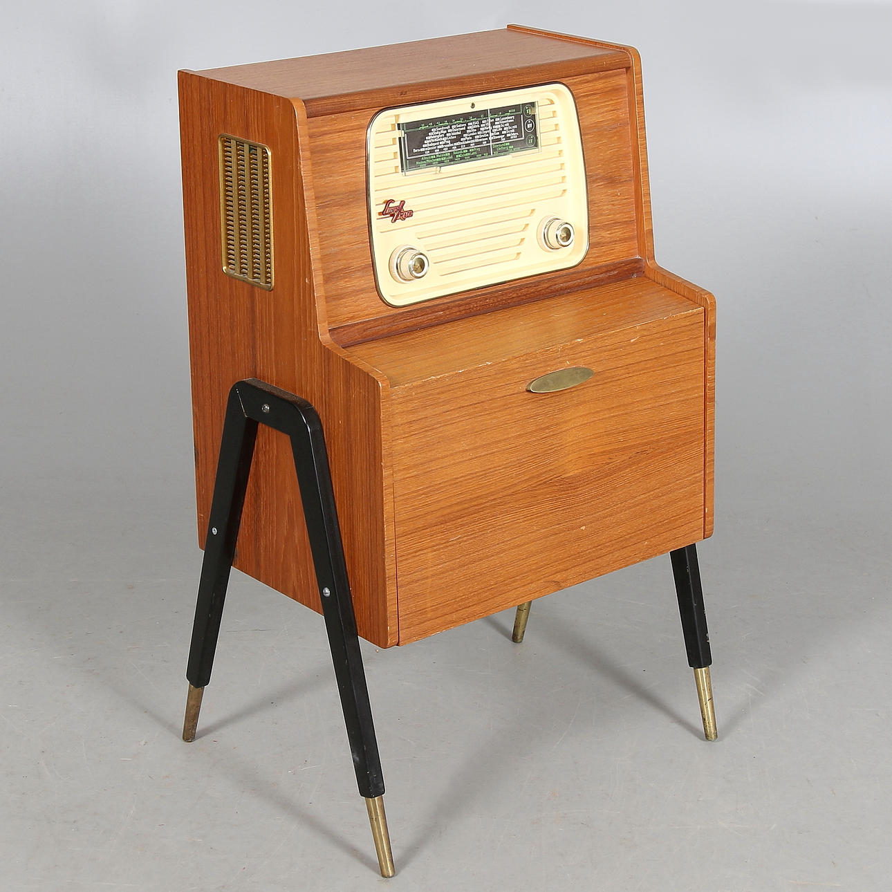 RADIOGRAMOFON, "Luxoret", Luxor, Motala. 1900-talets mitt.