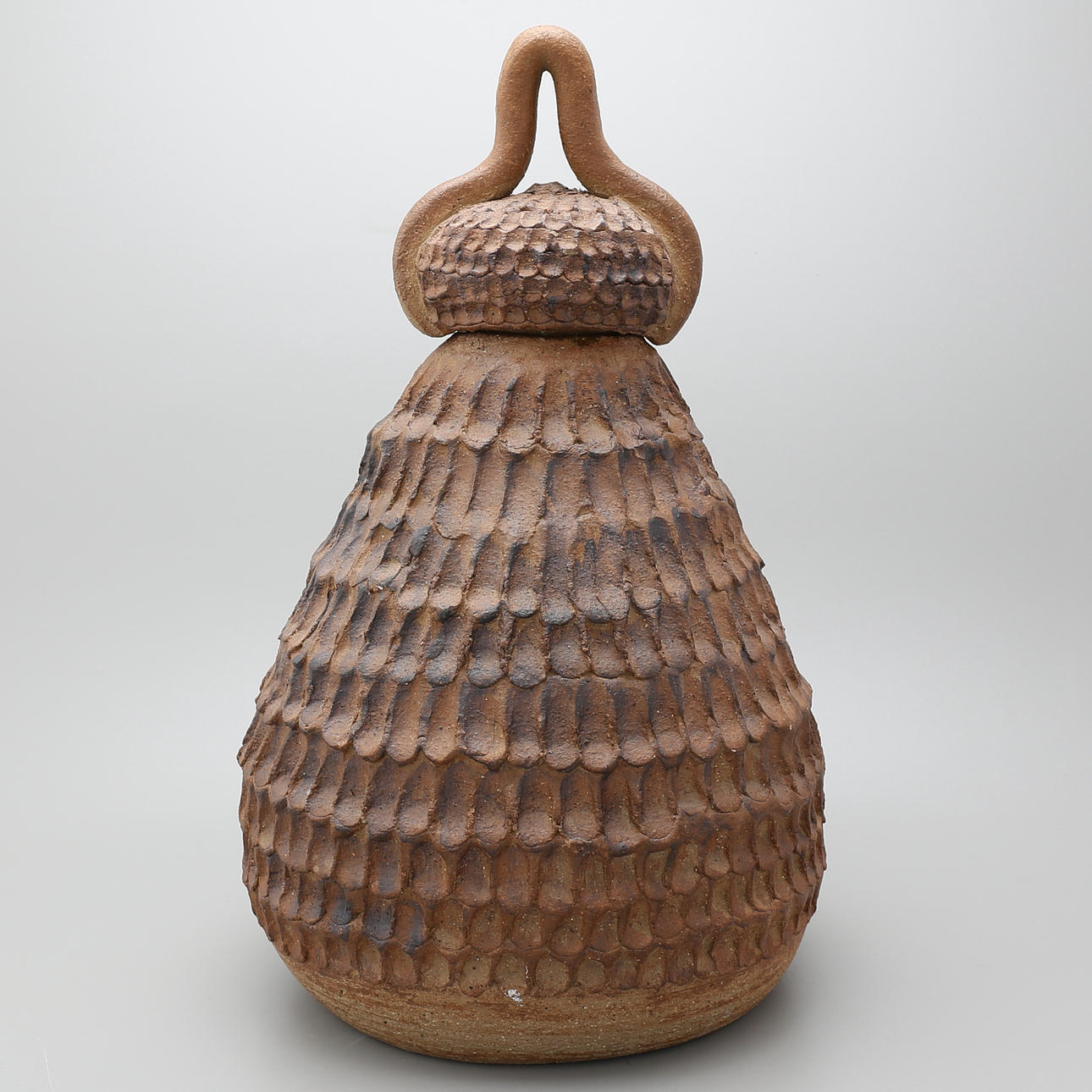 LOCKURNA, stengods, Kerstin Svensson Åhlin, signerad och daterad 1972.