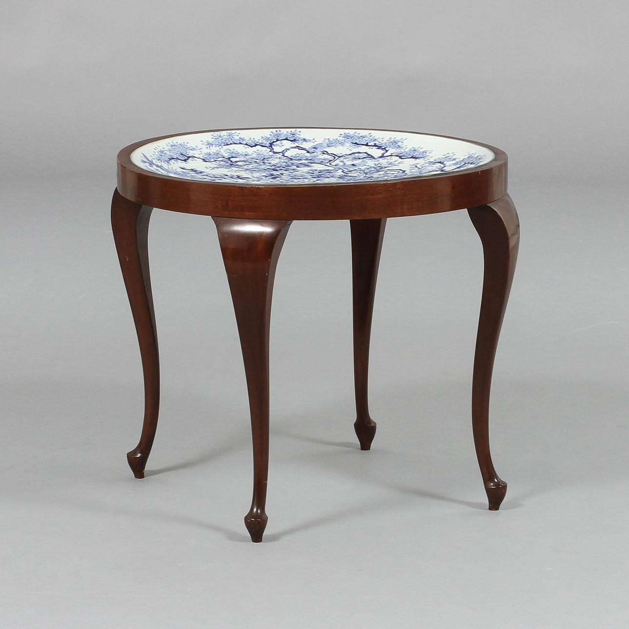 FAT, porslin, Japan, monterad på bord, 18/1900-tal.