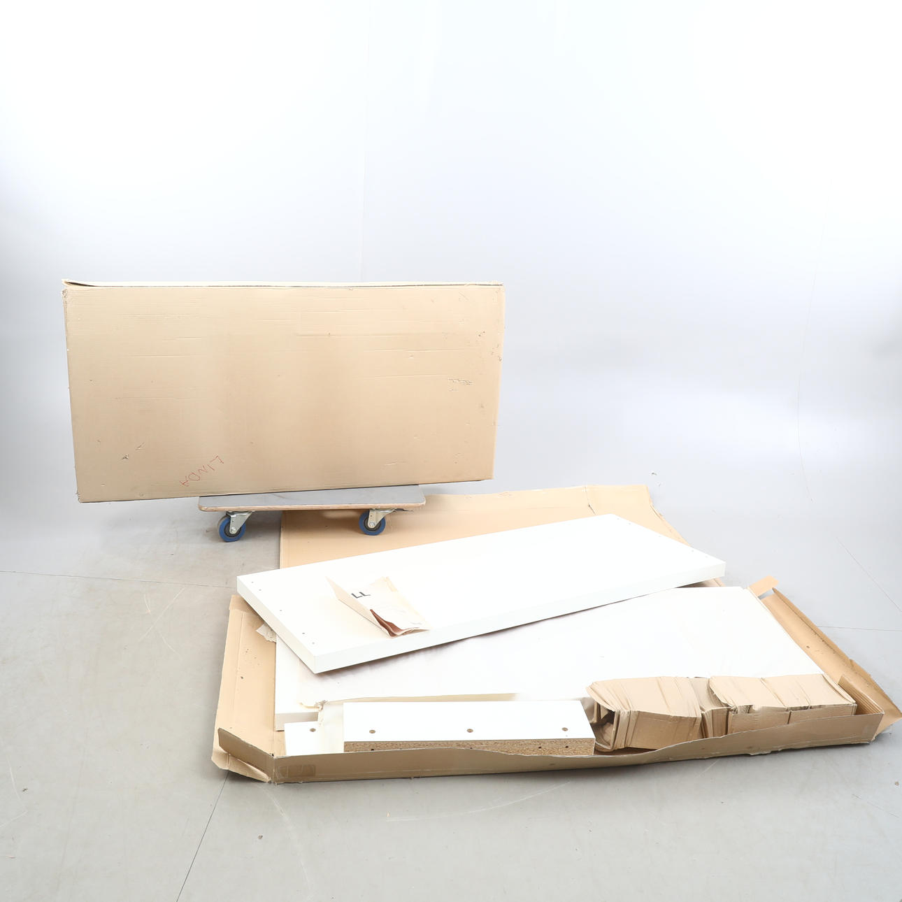 TVBÄNKAR, två stycken,"Kull", IKEA.