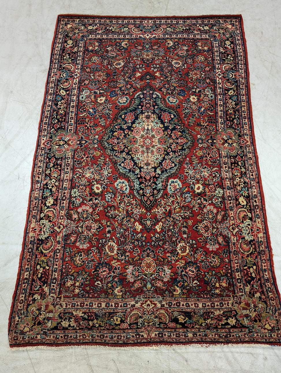 MATTA, orientalisk handknuten Sarough.