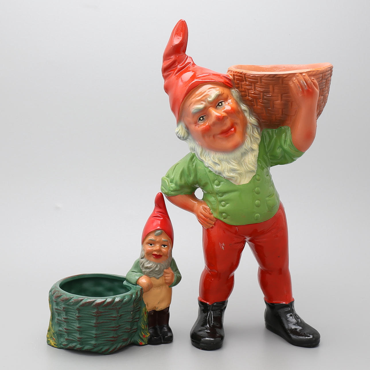 TOMTAR, 2 st, keramik, Tyskland, 1900-talets andra hälft.