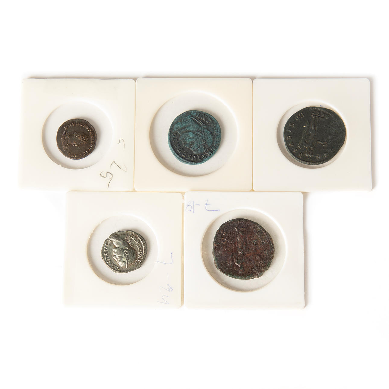 Et sæt af fem bronzemønter, kobber, 222-392 e.Kr.