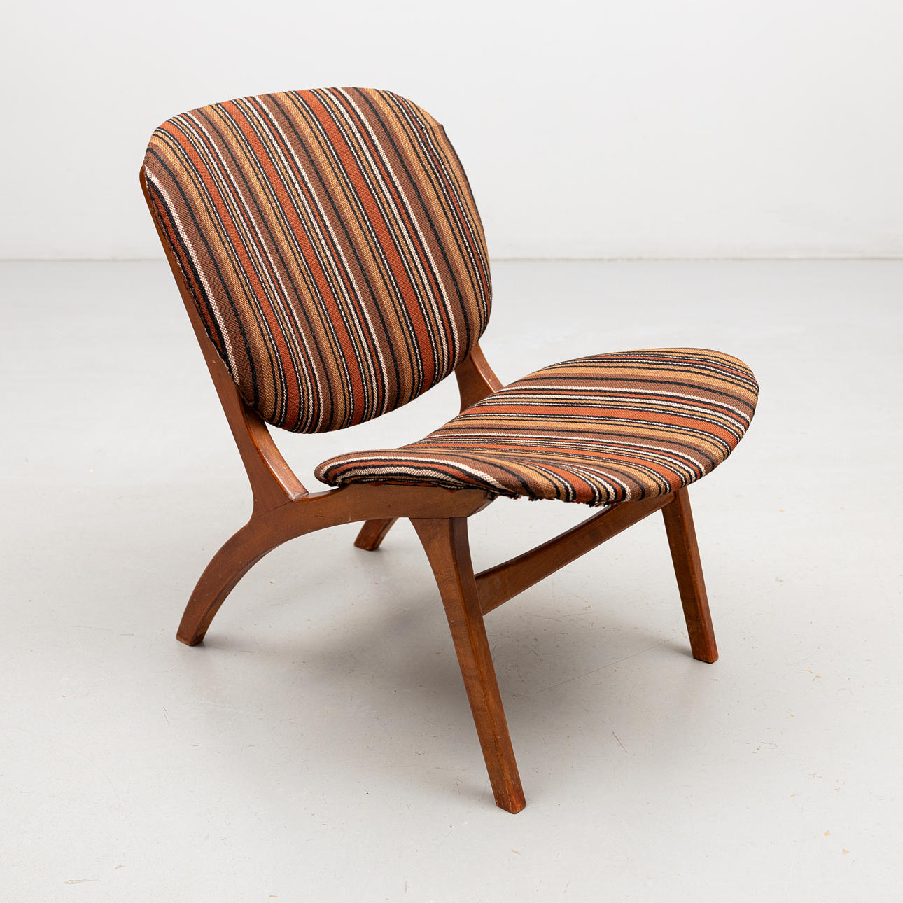 FÅTÖLJ, mahogny, 1950-tal.