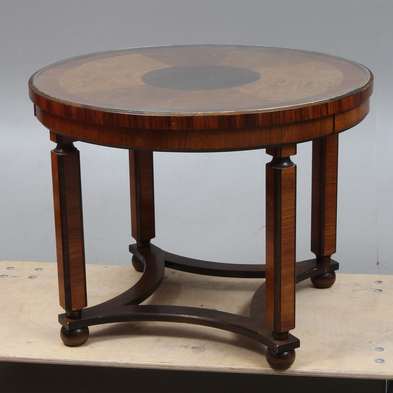 SALONSGBORD, med glasskiva, art deco, 1900-talets första hälft.