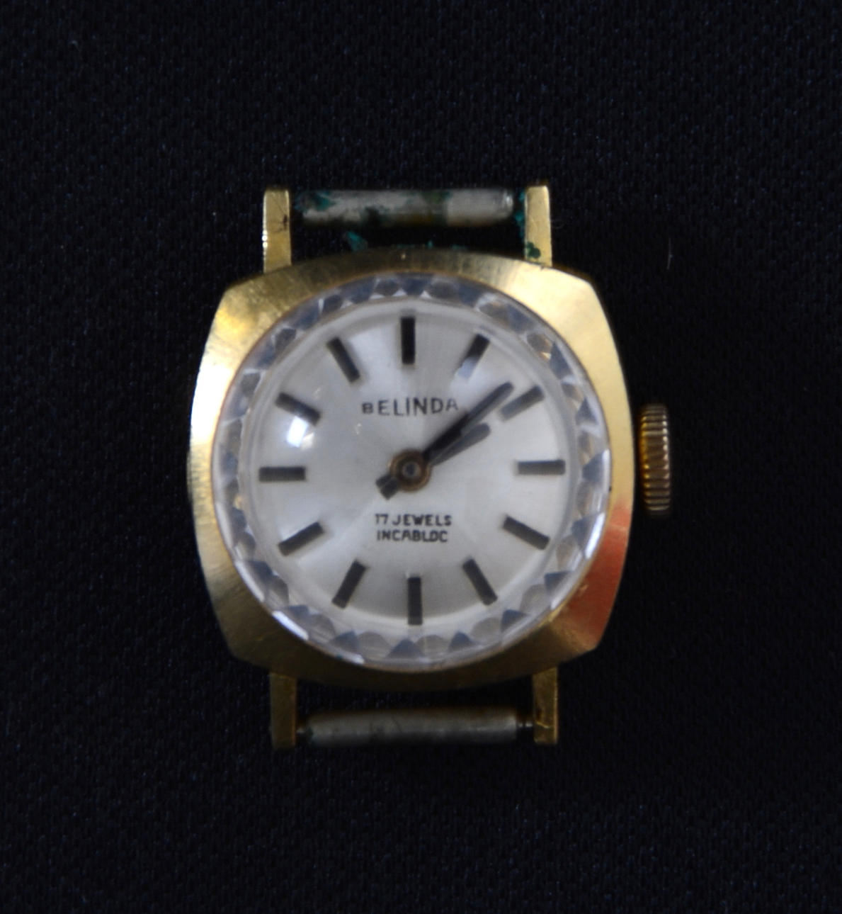 DAMARMBANDSUR, Belinda, 18 k guld, total vikt ca.8 gram.