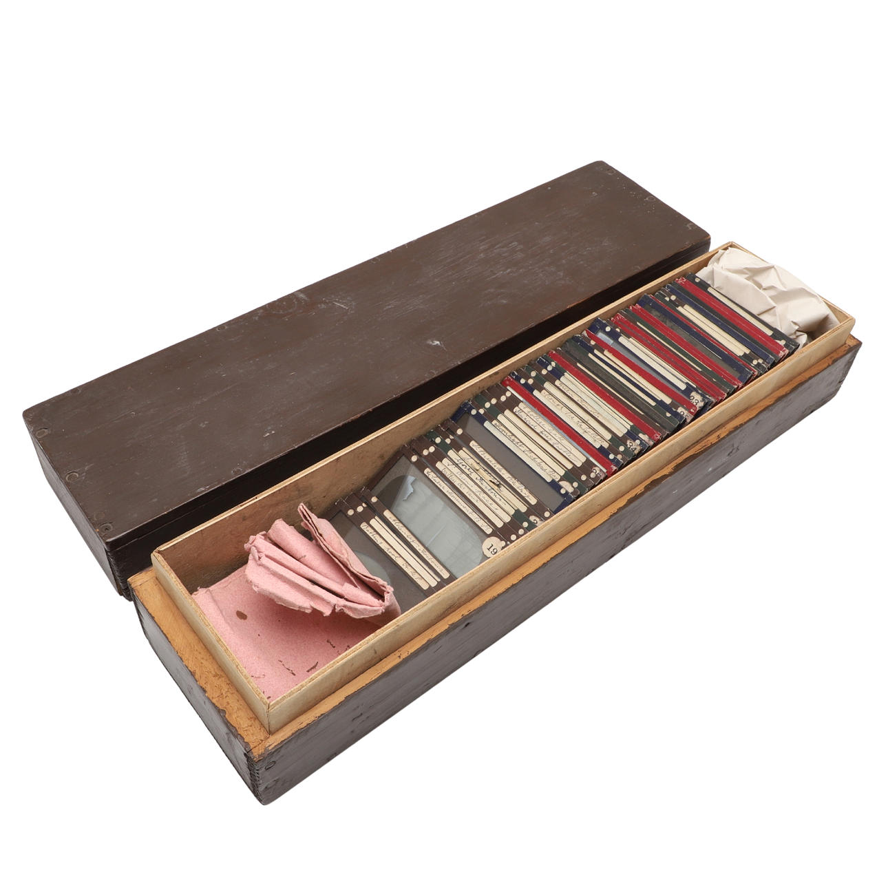 EN GRUPP FOTOGLAS, GLAS, OMKRING 1900.