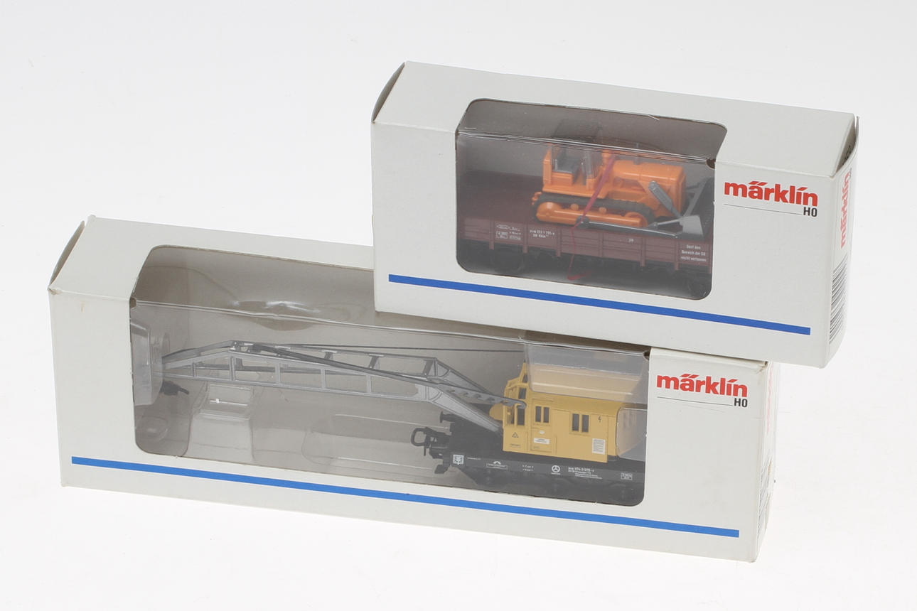 MÄRKLIN 2 vagnar 4671 och 4424i originalkartonger.