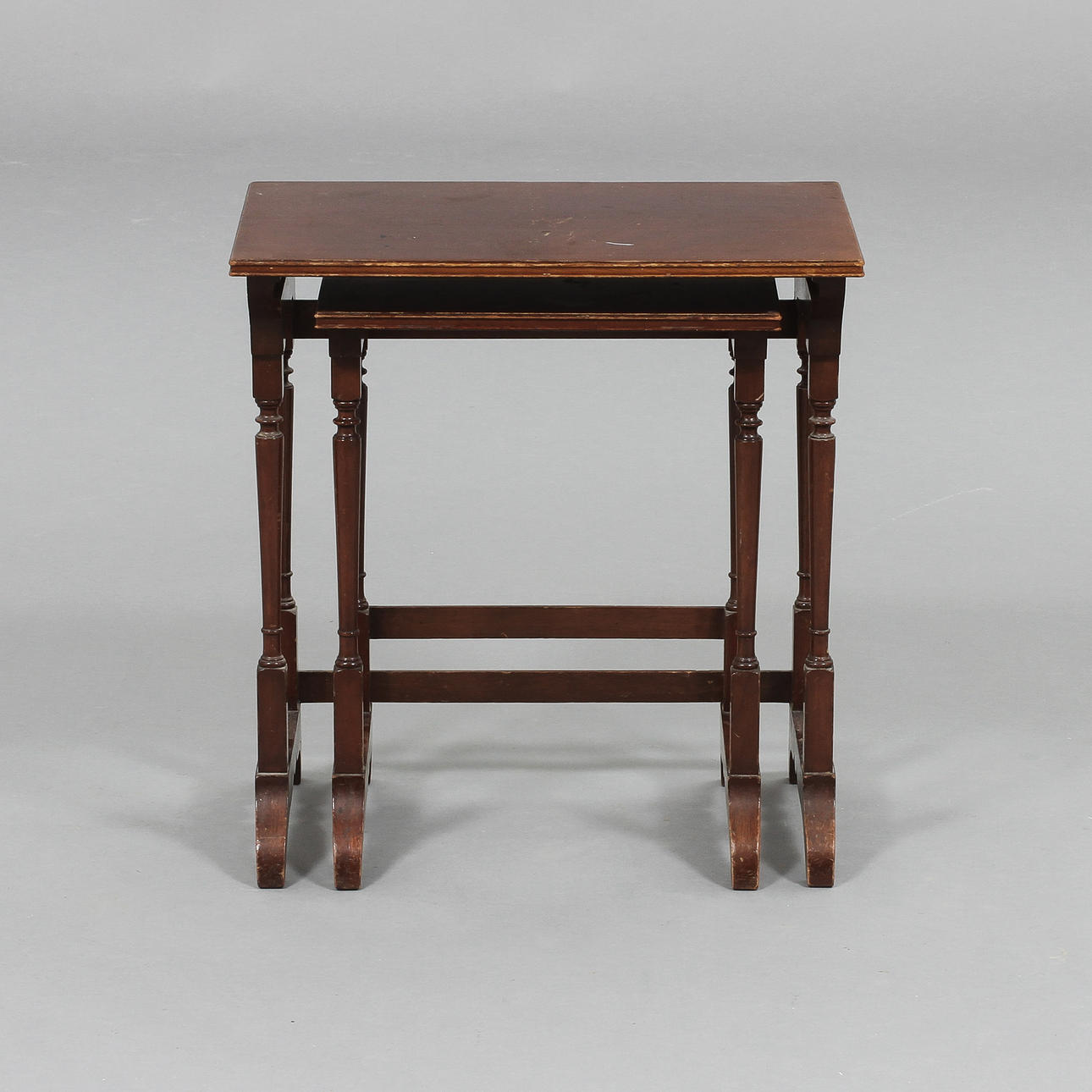 SATSBORD, 2 st, Nordiska Kompaniet, 1900-tal.