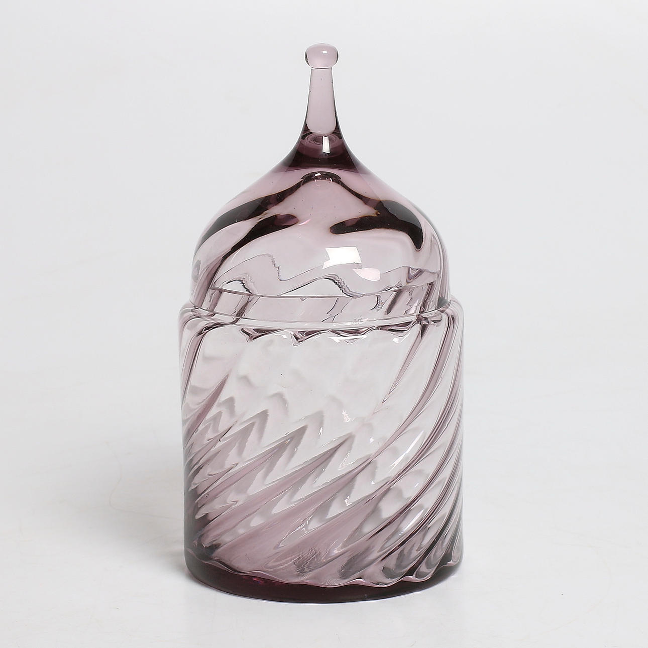 BONBONJÄR, ametistfärgat glas, sannolikt Sandviks glasbruk, 1920-tal.