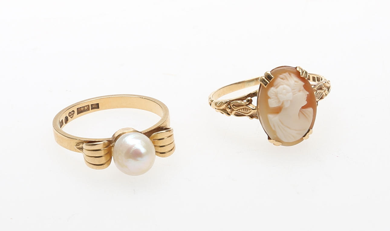 CAMÈRING samt RING med pärla, guld, 18 K.
