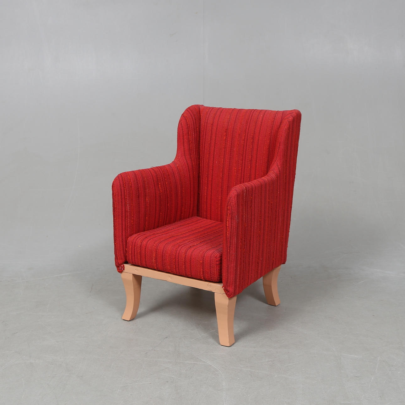 ÖRONLAPPSFÅTÖLJ, barnmodell, 1900-tal.