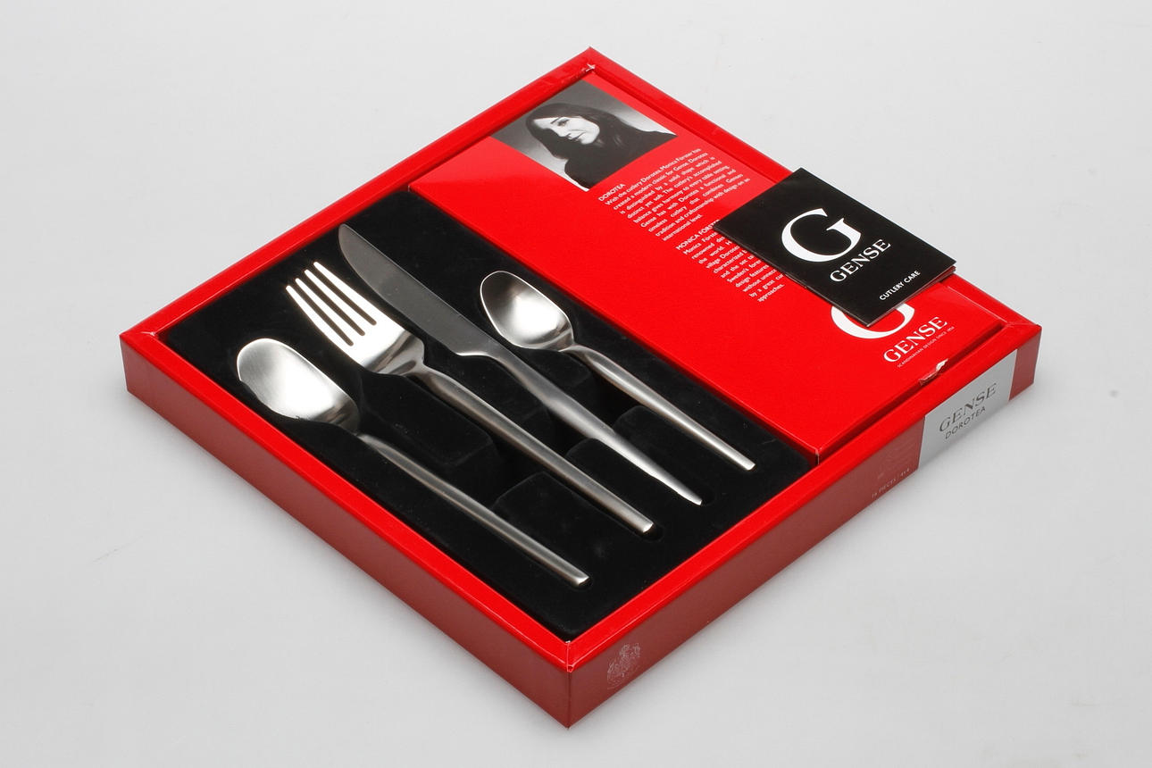 BESTICK, 16 delar, "Dorotea", Monica Förster, Gense.