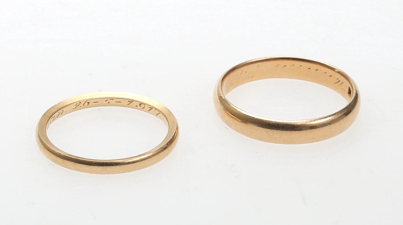 RINGAR, 2 st, guld, 18 K.