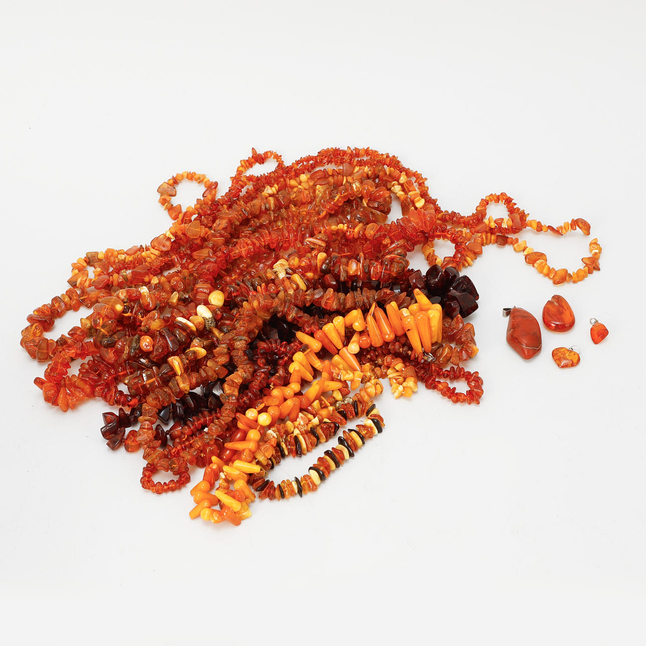 BÄRNSTENSSMYCKEN, 18 st.