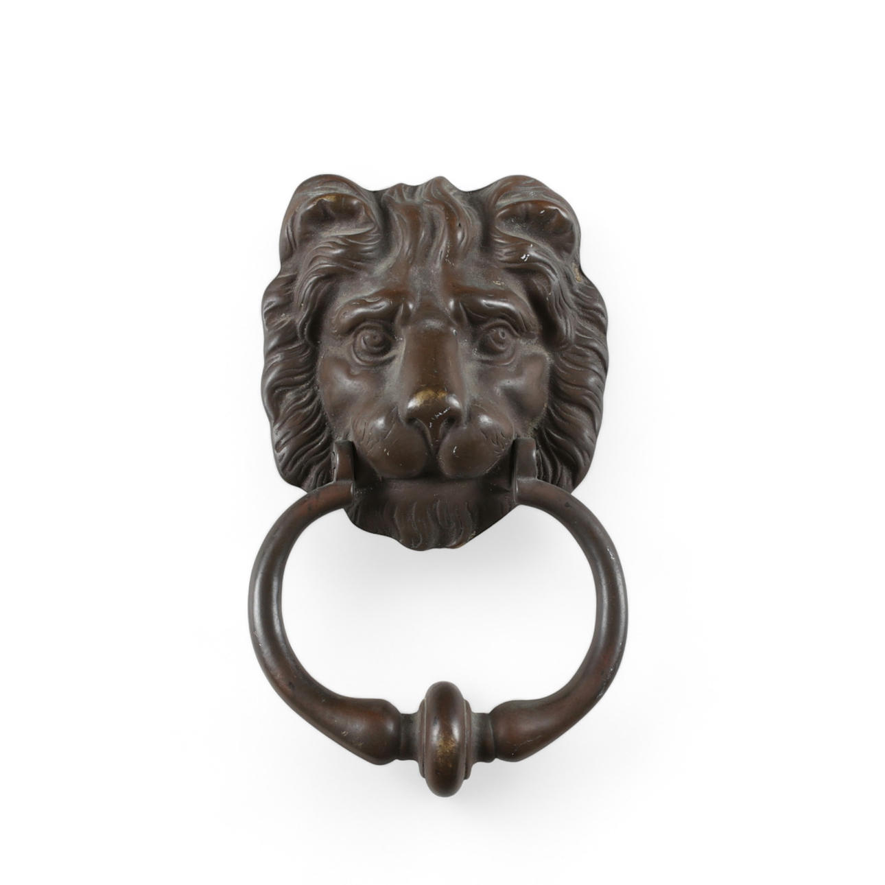 MOLDURA DE PUERTA, de metal, con forma de león.