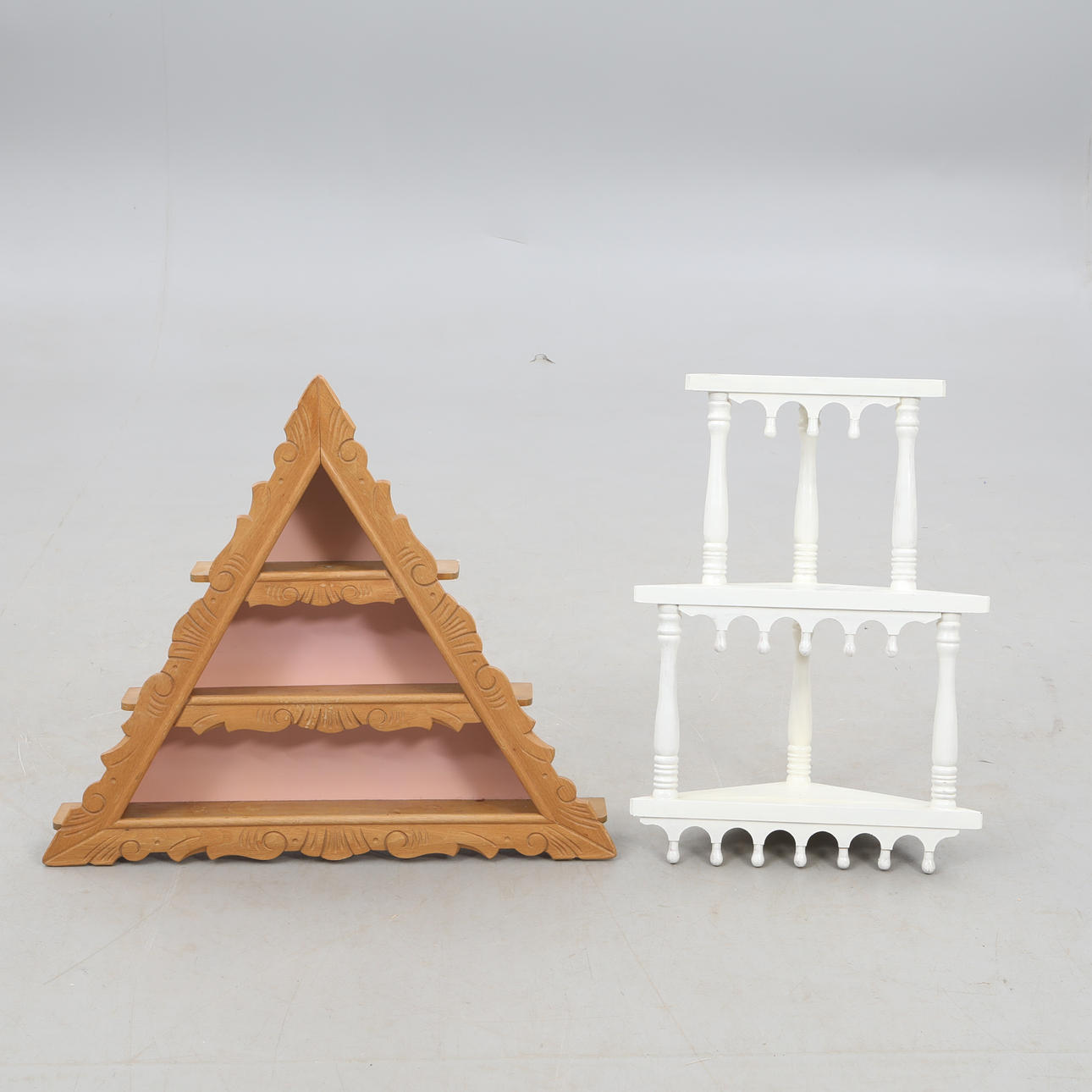 ORNAMENTAL SHELVES, wall mounted.