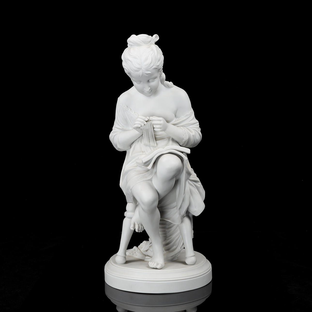 SCULPTURE, Parian, Scheibe Alsbach, Germany.