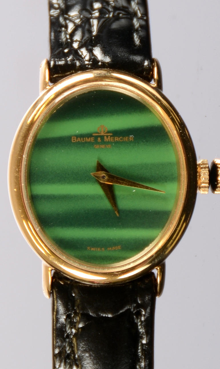 DAMARMBANDSUR, Baume & Mercier, 18K.