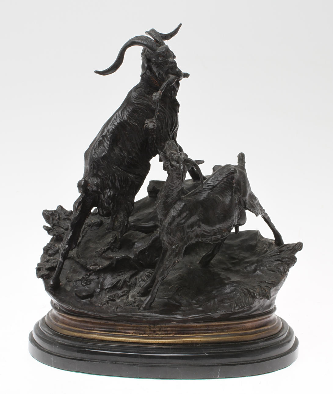 JULES MOIGNIEZ. EFTER. Bergsbockar, patinerad metall, 19/2000-tal.