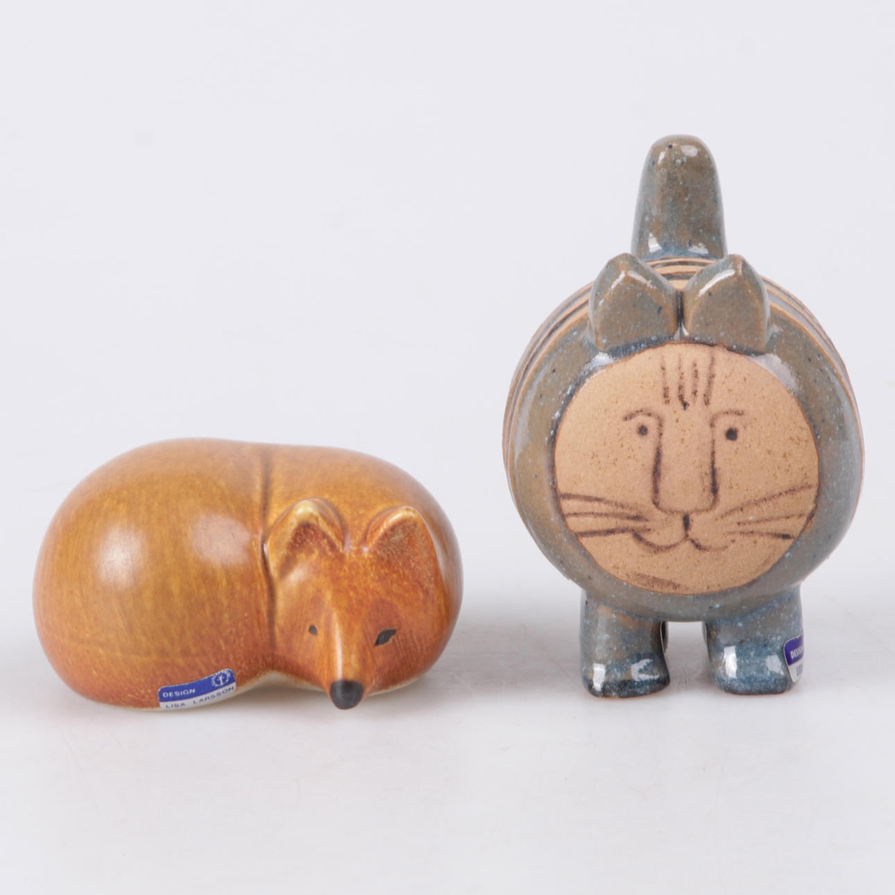 FIGURINER, 2 st. Stengods, räv och katt, Lisa Larson Gustavsberg.