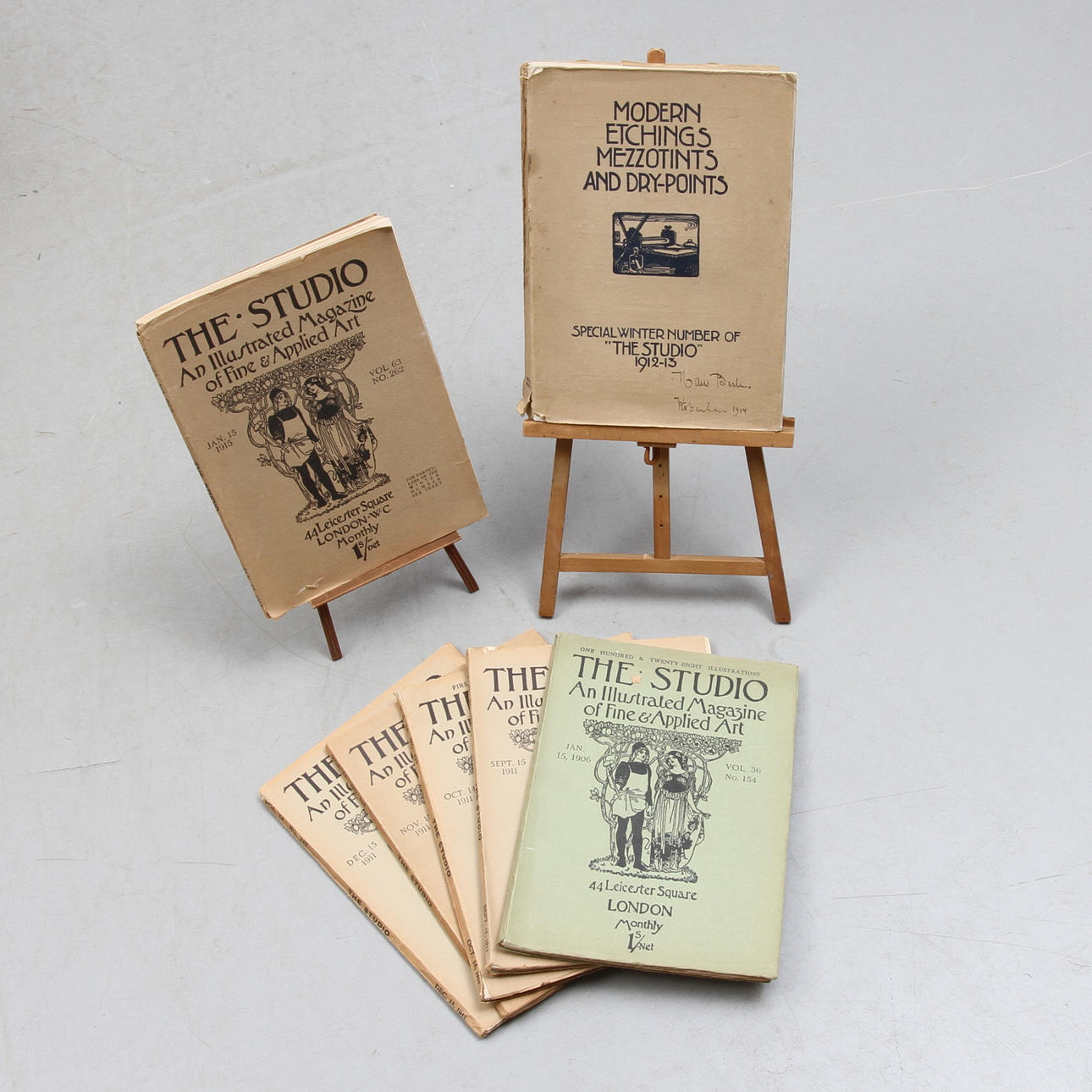 TIDSSKRIFTER, 180, volymer, 3 inbundna volymer, "The Studio", 18&1900-tal.