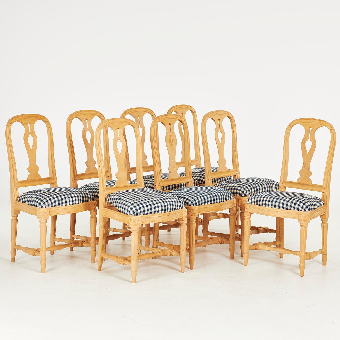 IKEA, 8 st, "Hallunda", stolar, Ikeas 1700-talsserie, gustaviansk stil, lös stoppad sits, rutig klädsel, brännmärkta Hallunda Ikea of Sweden.