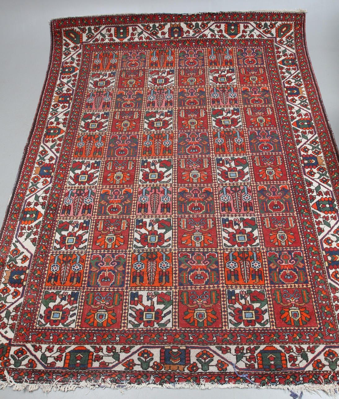 MATTA, orientalisk, ca 296 x 218 cm.