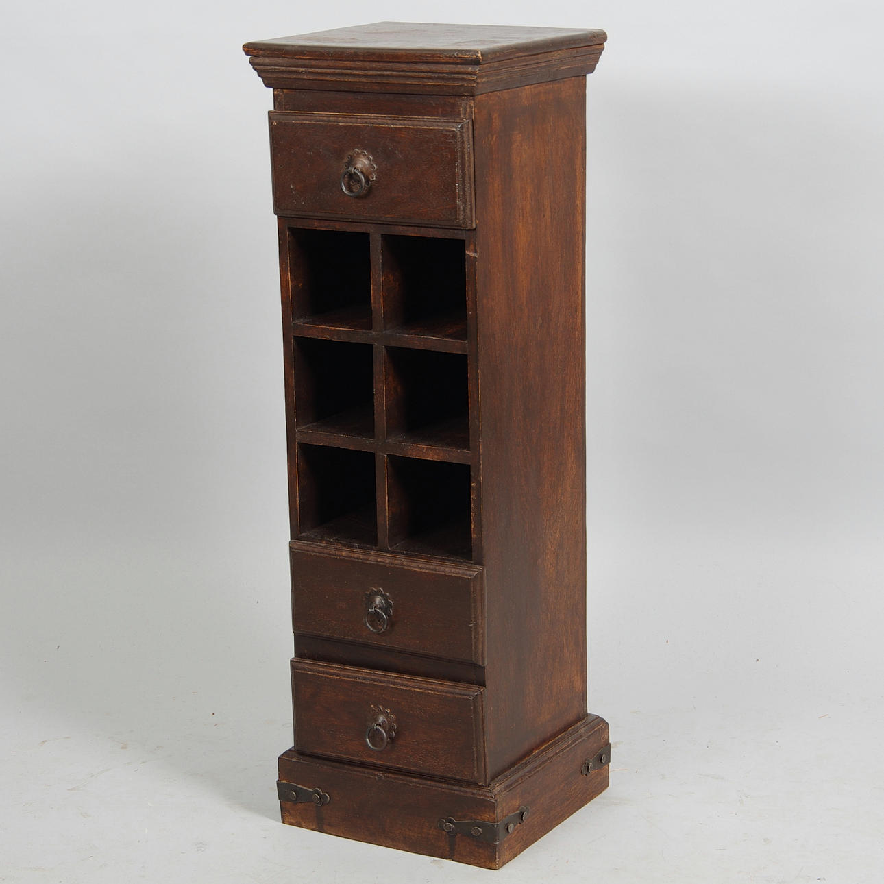 VINSTÄLL med lådor, mahogny betsad, sent 1900-tal.